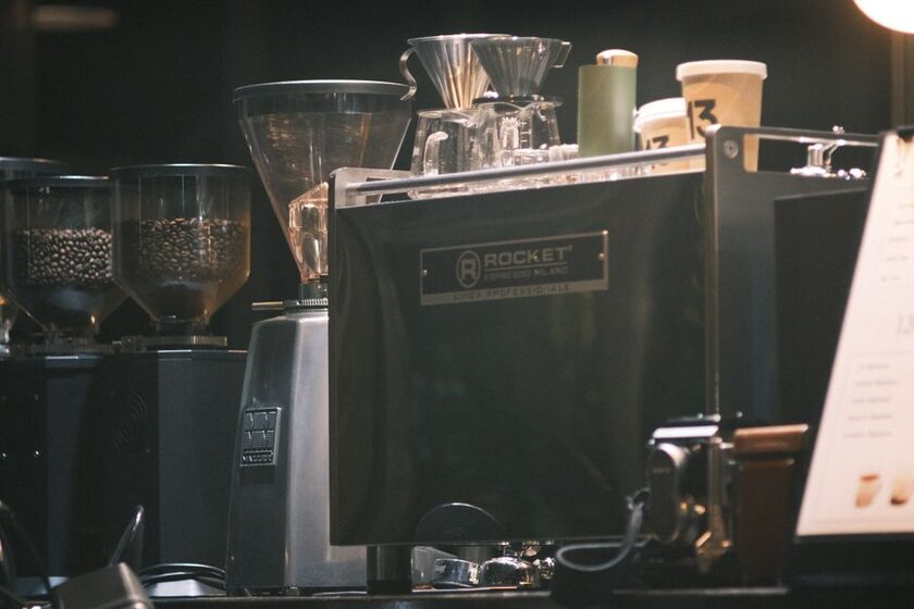 Essential compacte, broyeur 15 bars, 2 tasses Krups
